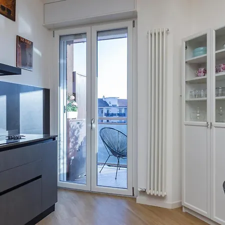 Luxury Near Navigli - Anemoni 5 Milano