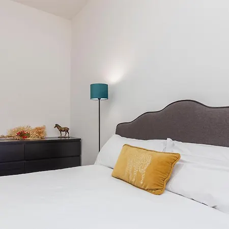 Appartement Luxury Near Navigli - Anemoni 5 *